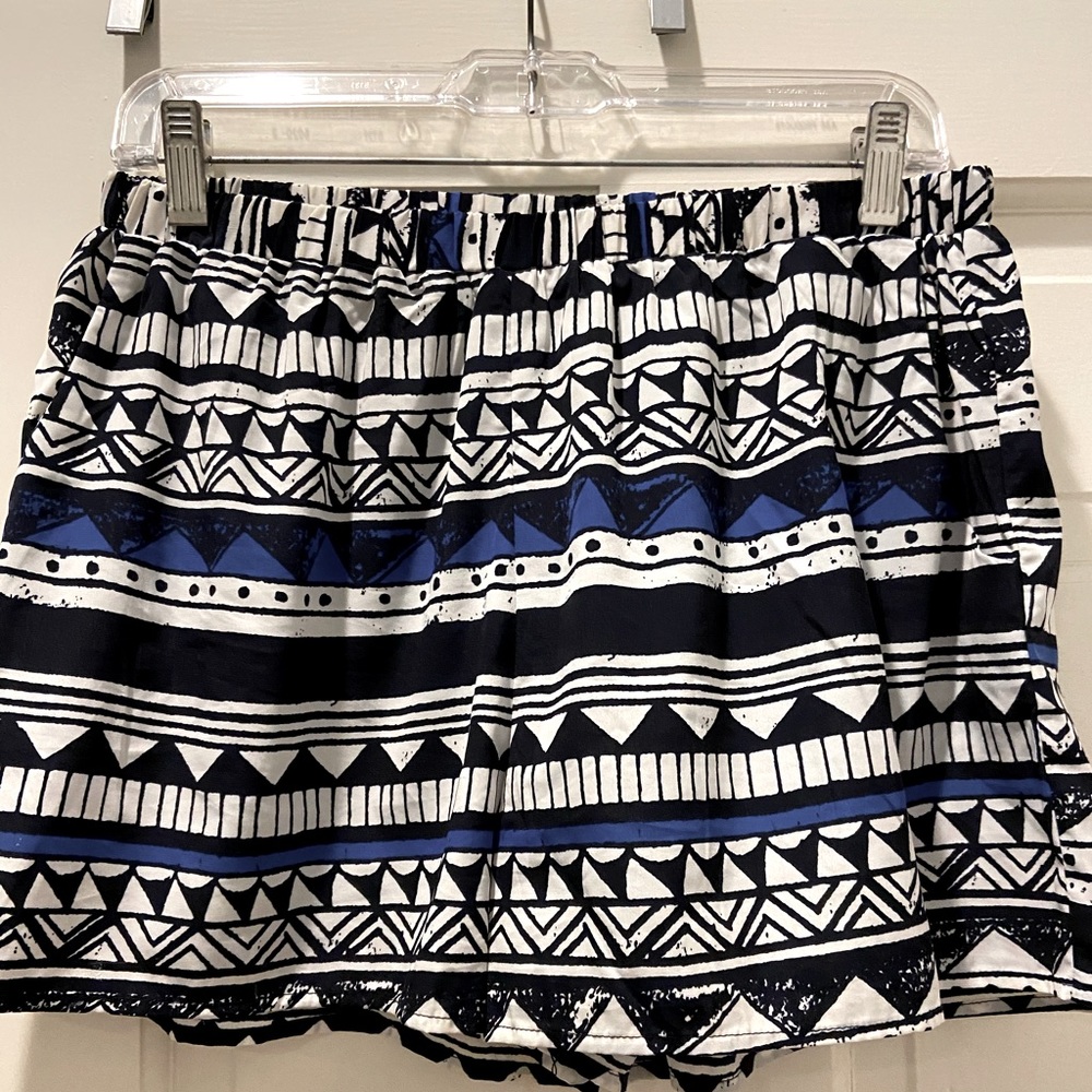 Pink Owl patterned shorts